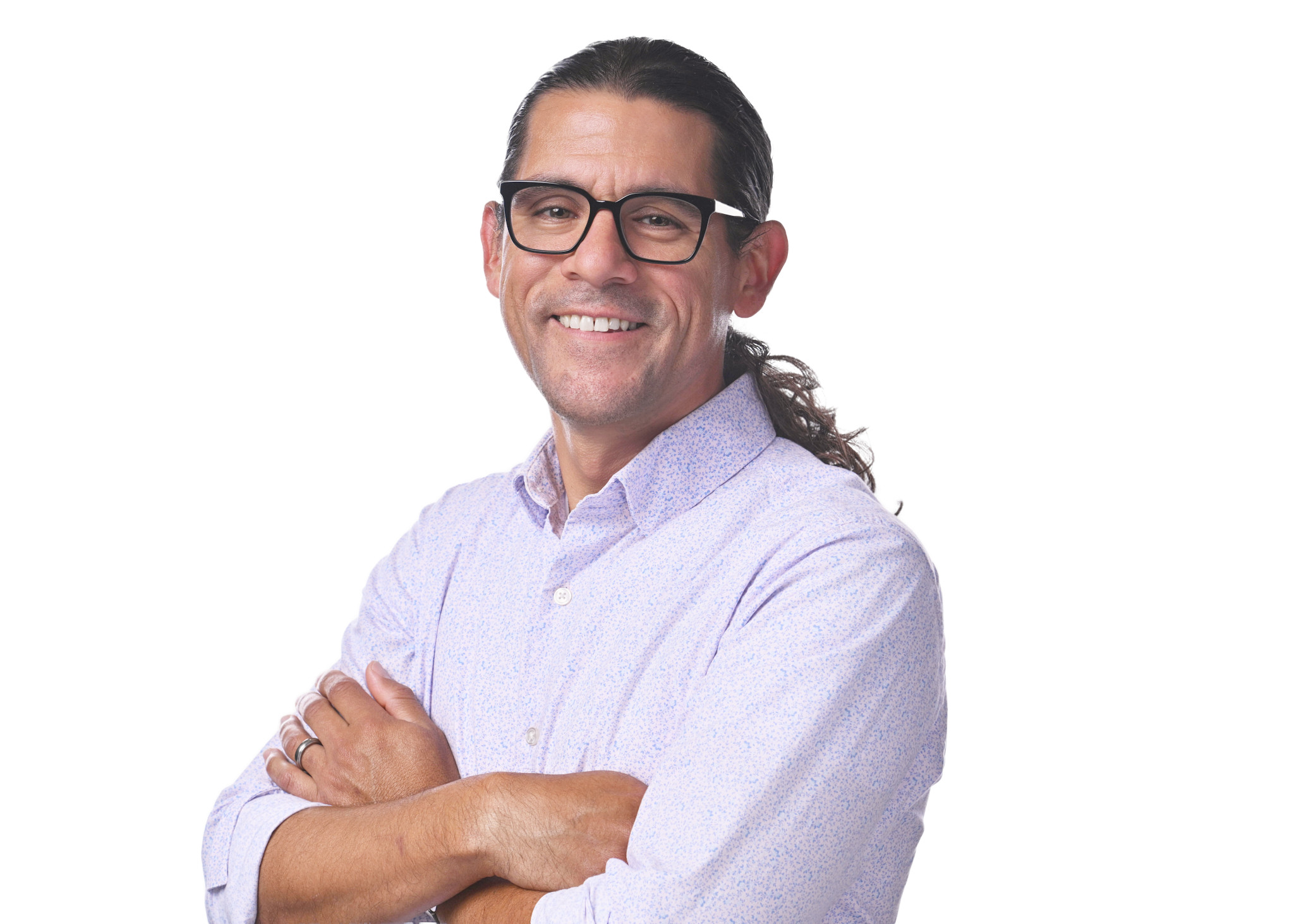 Carlos Esquivel headshot